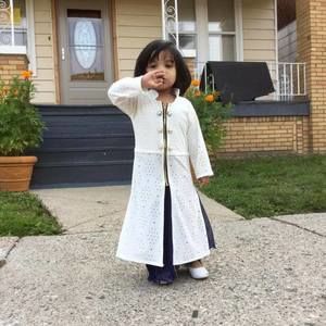 Meet your Posher, Afrin